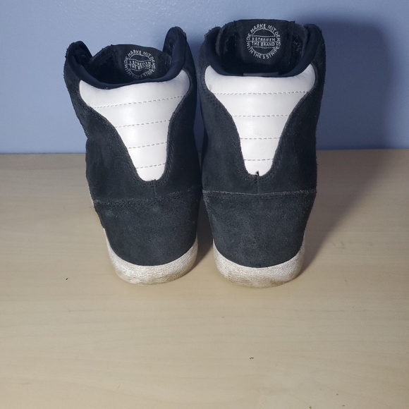 Adidas Profi Hide Heal Sneaker  Woman Size 6 - Picture 3 of 5